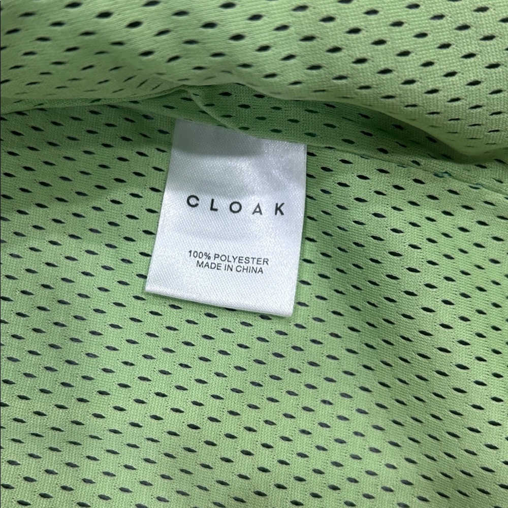 Cloak Brand Hidden In Plain Sight Sherpa Vest Size Medium, purple and black - Picture 7 of 12